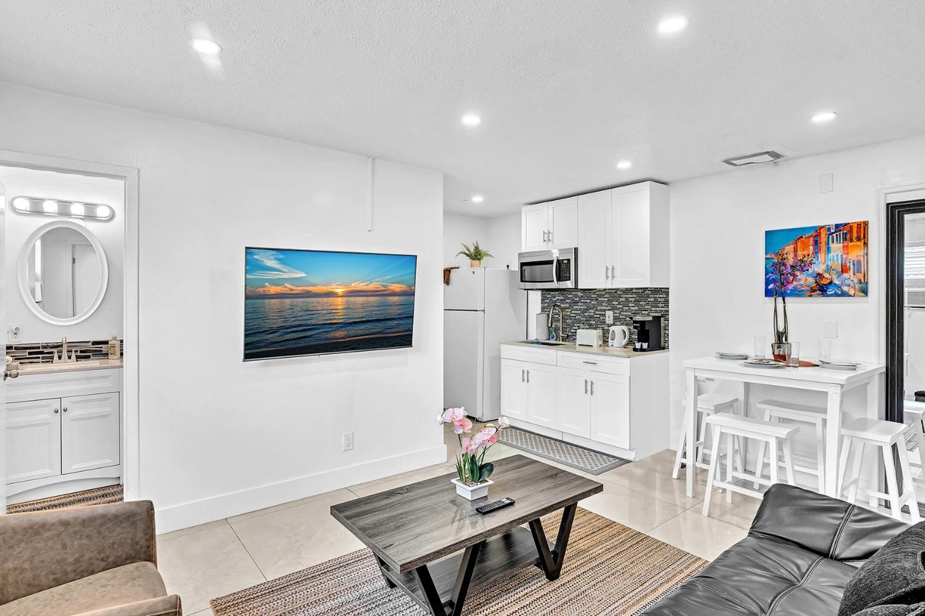 New Boutique 1 Bdrm Close To Beach & Casino #211 Hollywood Buitenkant foto